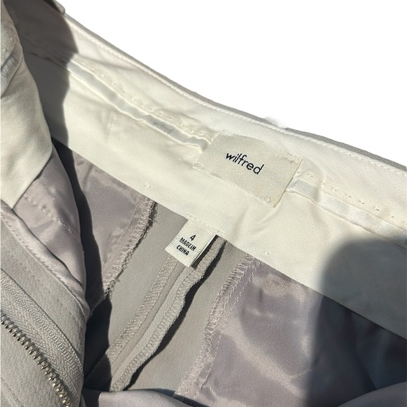 The Effortless Short Mini High-waisted Japanese crepe shorts - Picture 6 of 6